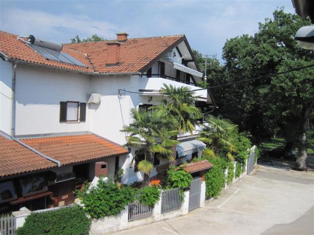 Apartment Paolija *